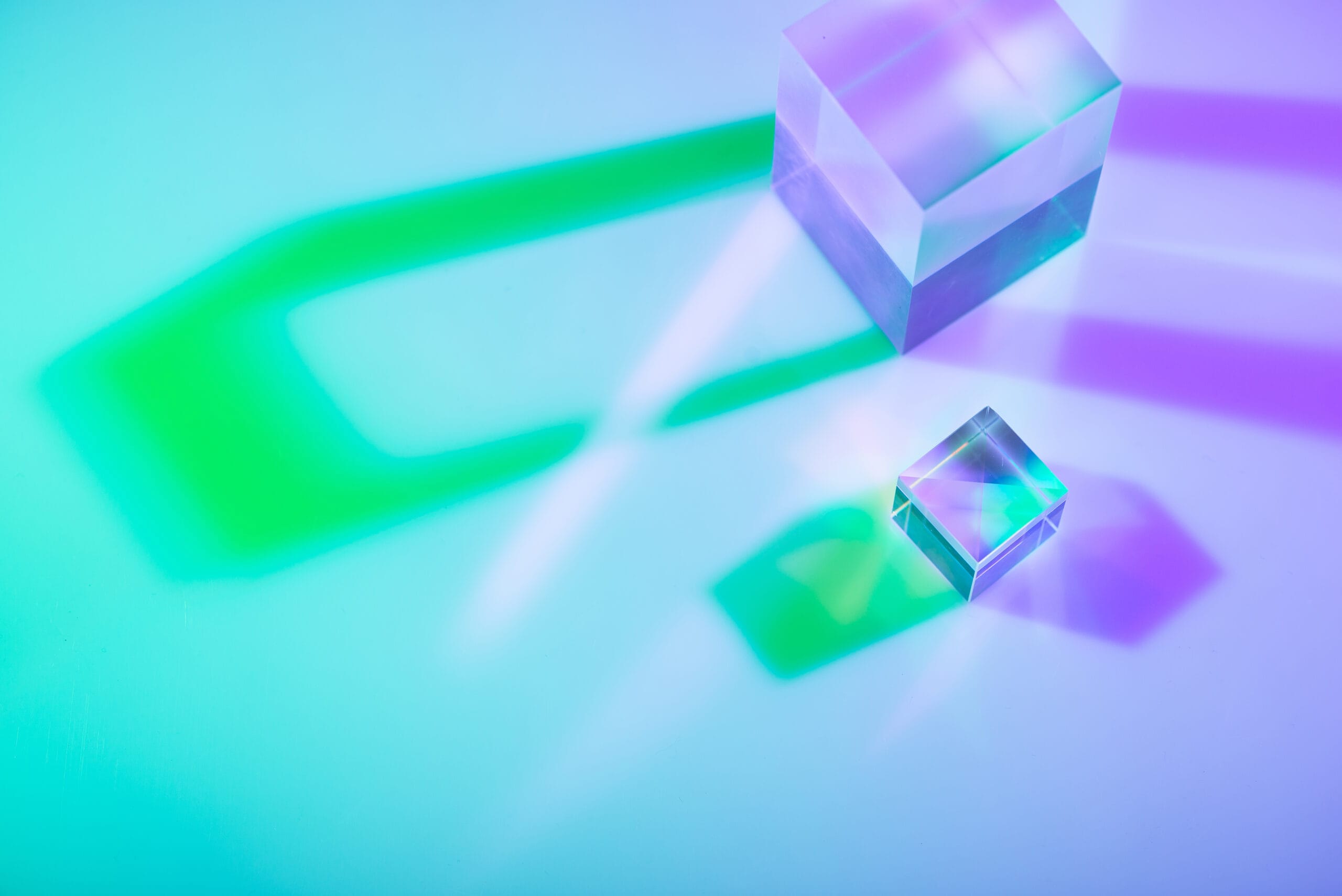 Correlative Raman, Photoluminescence, and FLIM Imaging of CdSe Quantum Dots Embedded in Glass